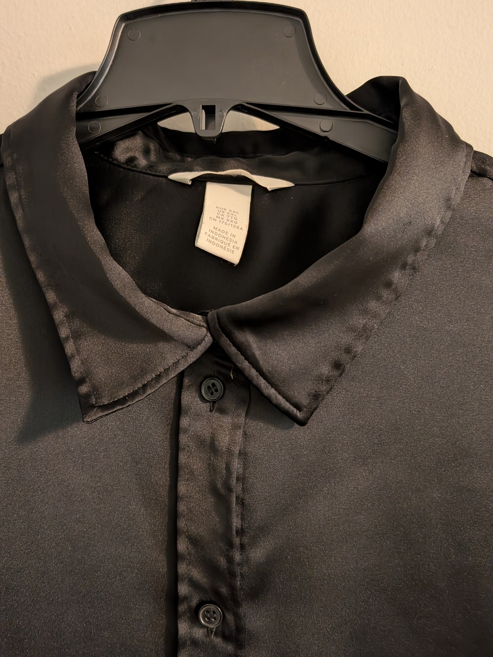 H&M Black Satin Button-Down Blouse - Picture 2 of 8